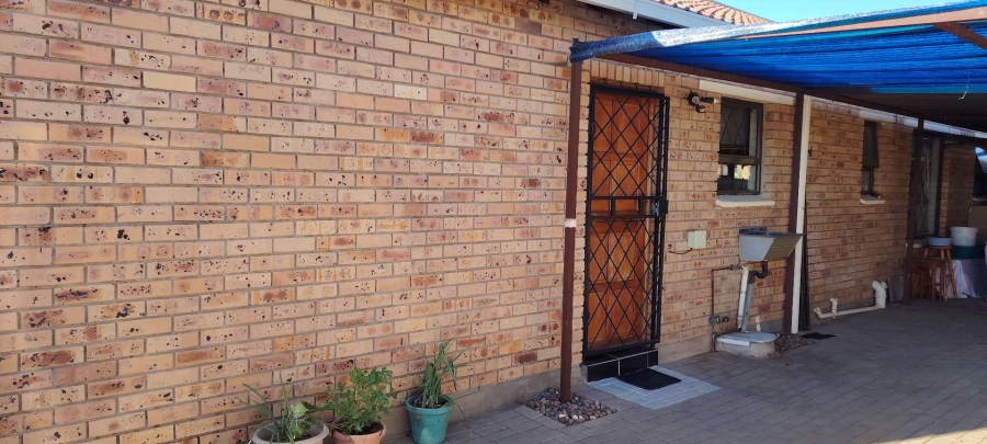 3 Bedroom Property for Sale in Grasslands Free State